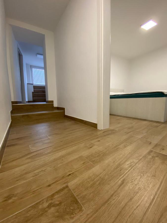 Apartma Sinitus Изола Екстериор снимка